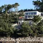 Luxurioese Hera- Korcula- Am By Interhome Vakantiehuis Babina