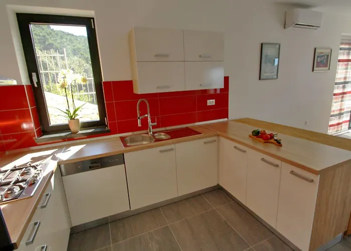 Luxurioese Hera- Korcula- Am By Interhome